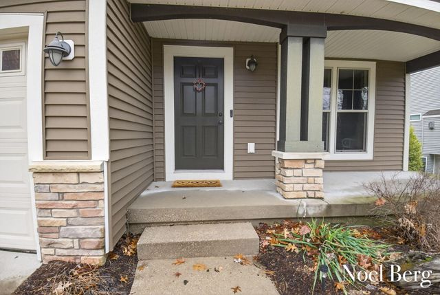 16861 Birchview Drive, Crockery Twp, MI 49448