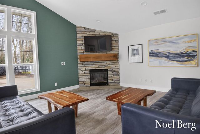 16861 Birchview Drive, Crockery Twp, MI 49448