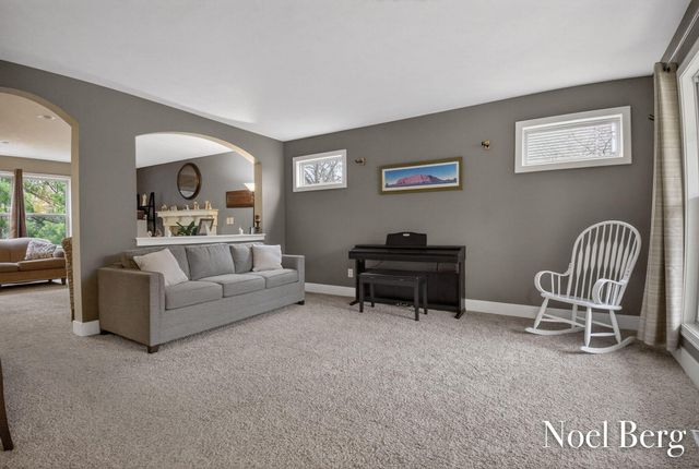 16861 Birchview Drive, Crockery Twp, MI 49448