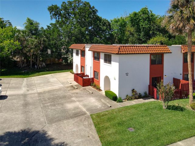910 BIG TREE ROAD 12-4, South Daytona, FL 32119