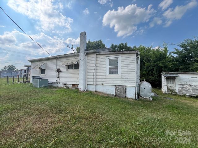 1900 Salome Church Road, Charlotte, NC 28262