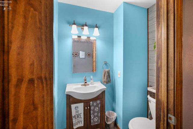 2504 Eden East Drive, Northwood, OH 43619