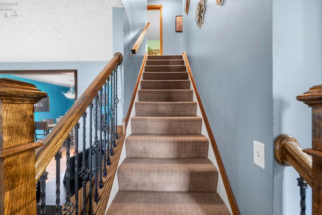 2504 Eden East Drive, Northwood, OH 43619