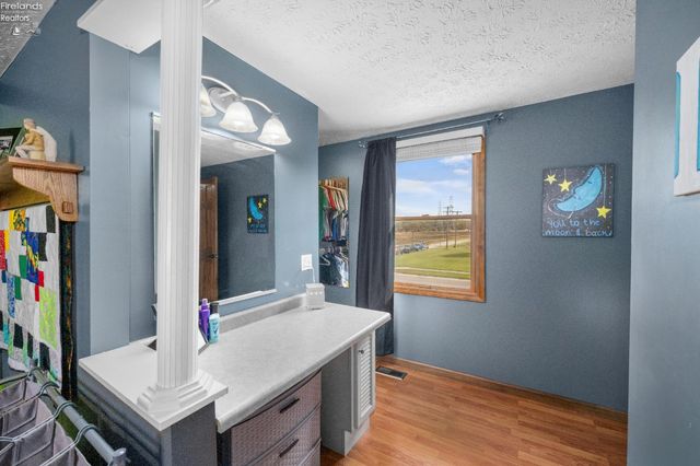 2504 Eden East Drive, Northwood, OH 43619