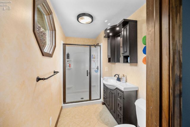 2504 Eden East Drive, Northwood, OH 43619