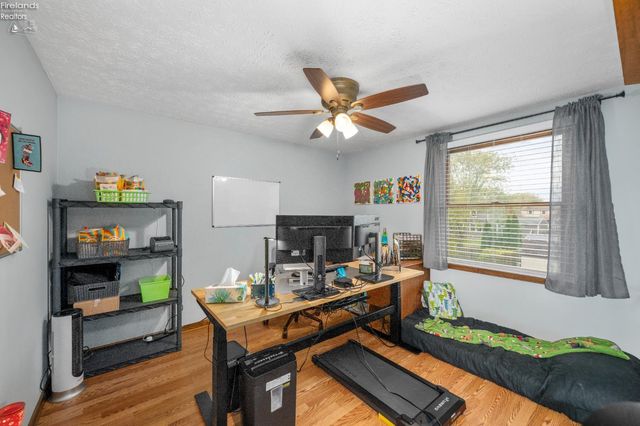 2504 Eden East Drive, Northwood, OH 43619