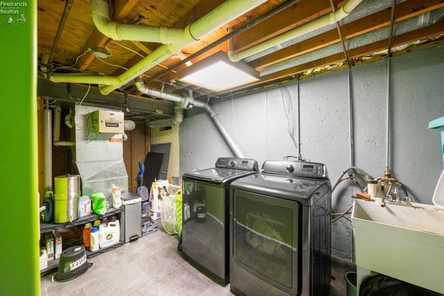 2504 Eden East Drive, Northwood, OH 43619