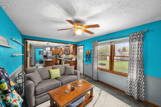 2504 Eden East Drive, Northwood, OH 43619