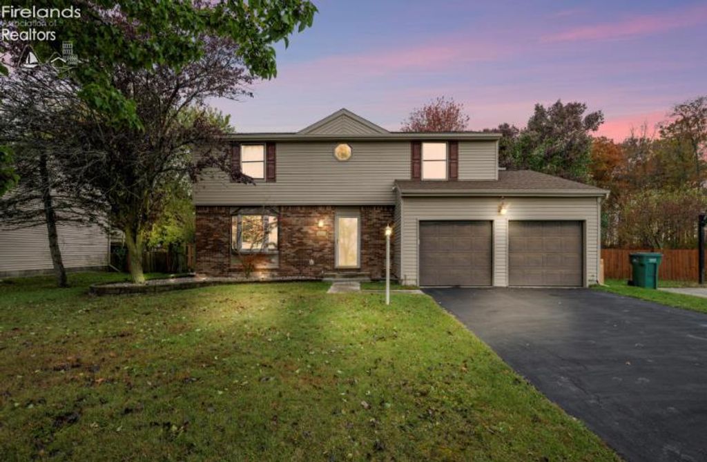 2504 Eden East Drive, Northwood, OH 43619