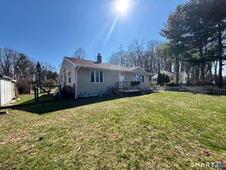 394 Clintonville Road, North Haven, CT 06473