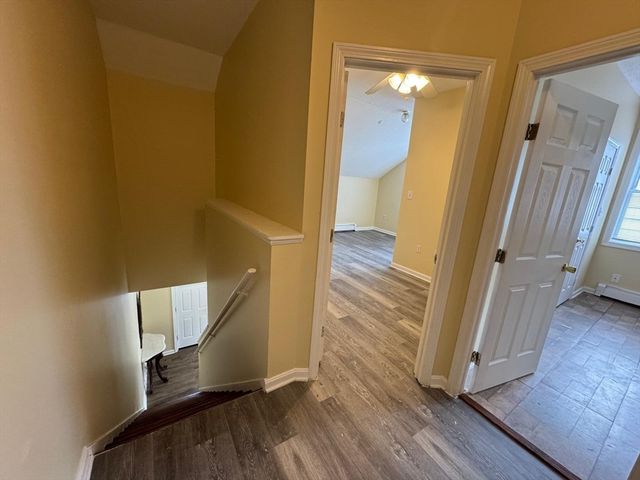 29 Willow St B, Lawrence, MA 01841