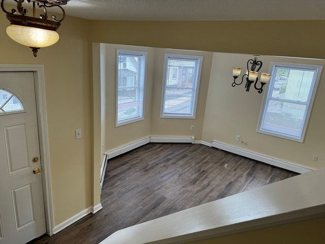 29 Willow St B, Lawrence, MA 01841