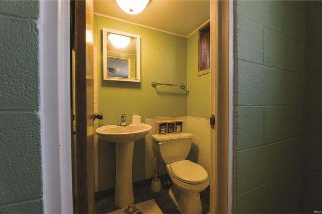 1408 S Longwood Drive, Bloomington, IN 47401