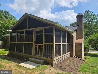 5021 SWINTON DR, Fairfax, VA 22032
