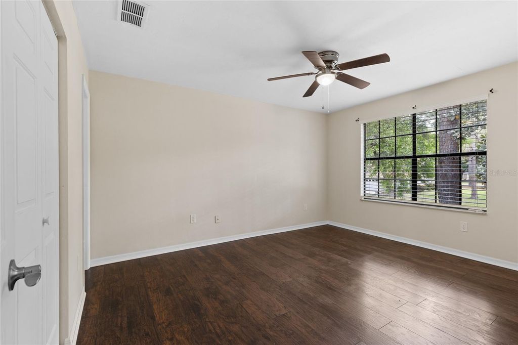 Image 20 of property listing at 6400 NW 106TH PLACE 20, Alachua, FL 32615