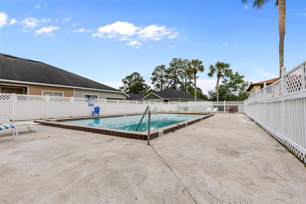 Image 29 of property listing at 6400 NW 106TH PLACE 20, Alachua, FL 32615