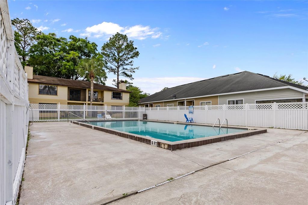 Image 30 of property listing at 6400 NW 106TH PLACE 20, Alachua, FL 32615