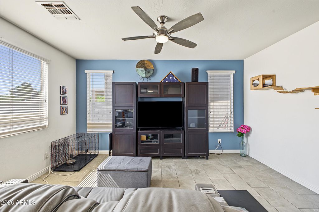 8907 W PRESTON Lane, Tolleson, AZ 85353 — photo 4