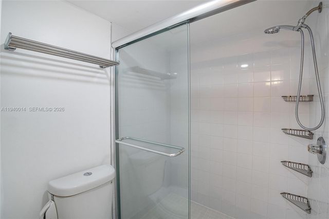 3545 Magellan Cir 356-5, Aventura, FL 33180