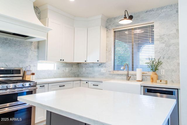 2679 E VERMONT Court, Gilbert, AZ 85295