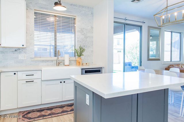 2679 E VERMONT Court, Gilbert, AZ 85295