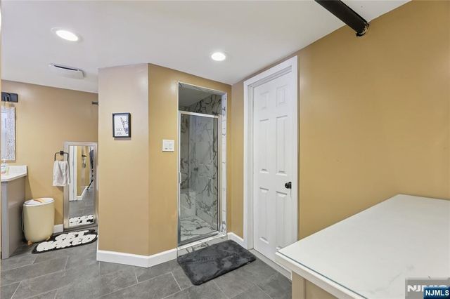 51 Sicomac Road, North Haledon, NJ 07508