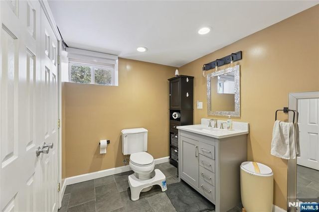 51 Sicomac Road, North Haledon, NJ 07508