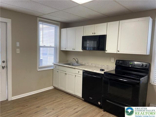 810 Pine Street, Easton, PA 18042