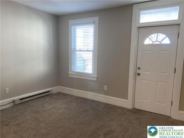 810 Pine Street, Easton, PA 18042