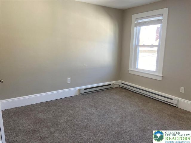 810 Pine Street, Easton, PA 18042