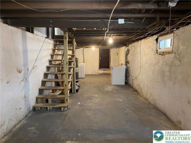 810 Pine Street, Easton, PA 18042