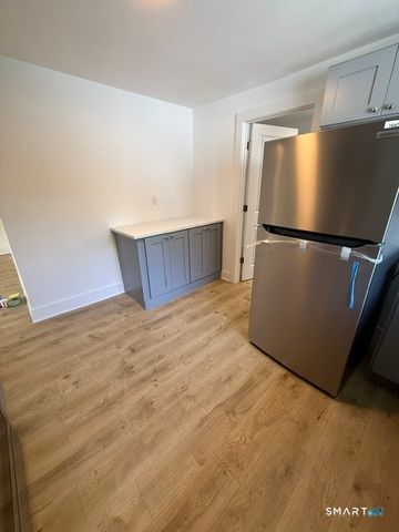 667 S.Britain Road C, Southbury, CT 06488