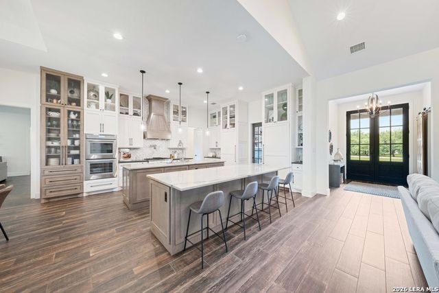 794 MAXIMINO RIDGE RD, Bulverde, TX 78163