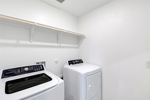 591 Avre LOOP, Kyle, TX 78640