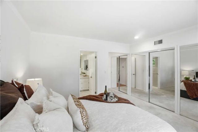 4820 Dunman, Woodland Hills, CA 91364