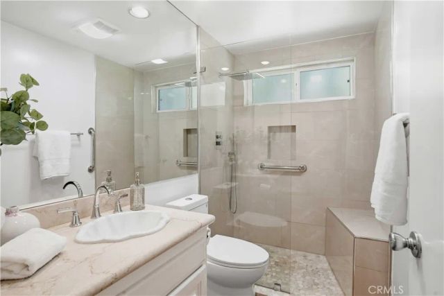 4820 Dunman, Woodland Hills, CA 91364