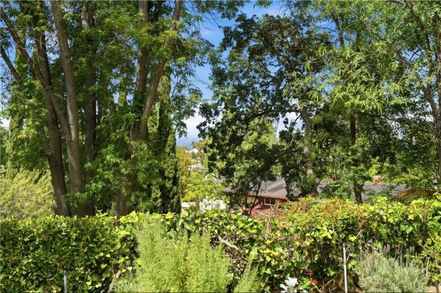 4820 Dunman, Woodland Hills, CA 91364