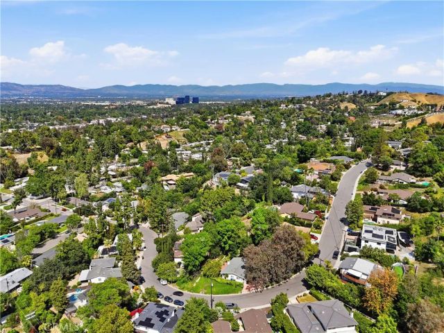 4820 Dunman, Woodland Hills, CA 91364