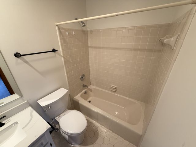 346 Hickory Pl, Nashville, TN 37214