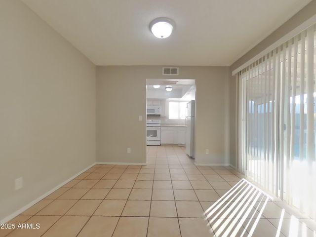 5819 W GROVERS Avenue, Glendale, AZ 85308