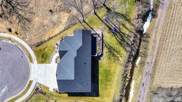 405 Prairie View Drive, Portage, WI 53901