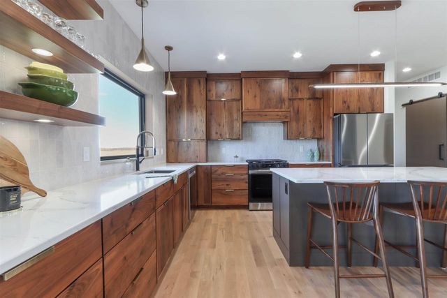 405 Prairie View Drive, Portage, WI 53901