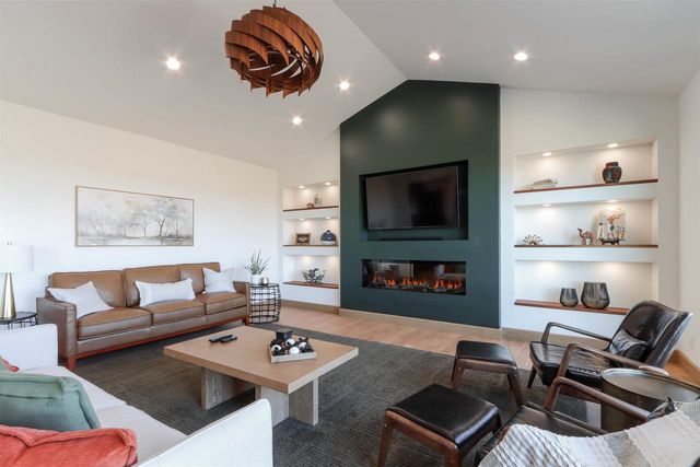 405 Prairie View Drive, Portage, WI 53901