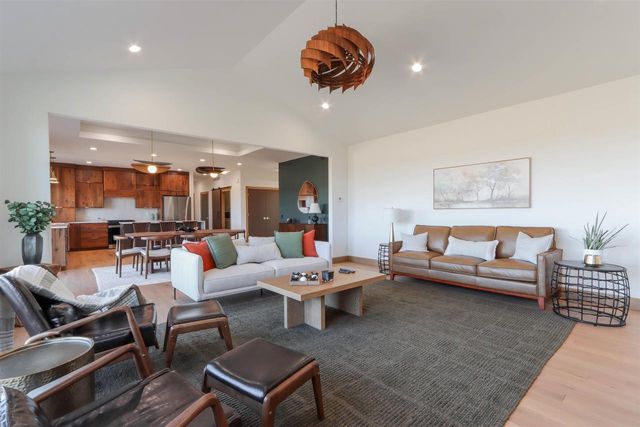 405 Prairie View Drive, Portage, WI 53901