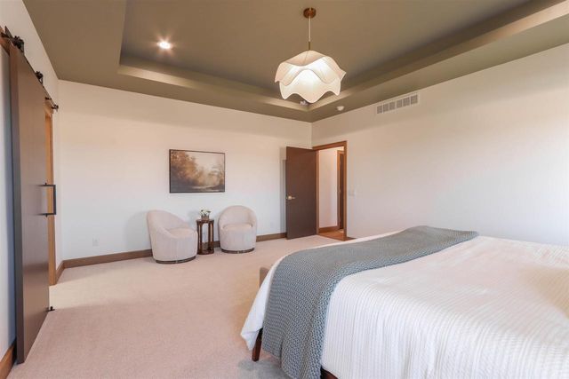 405 Prairie View Drive, Portage, WI 53901