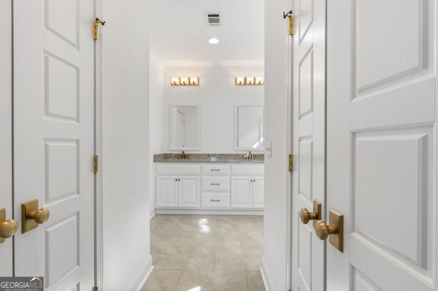 145 Fairway Oaks Drive, Perry, GA 31069