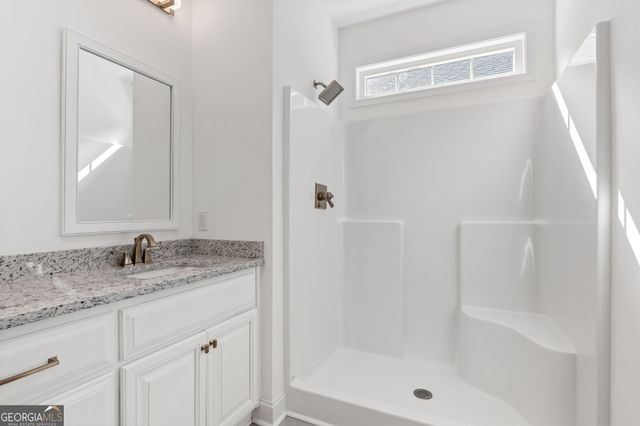 145 Fairway Oaks Drive, Perry, GA 31069