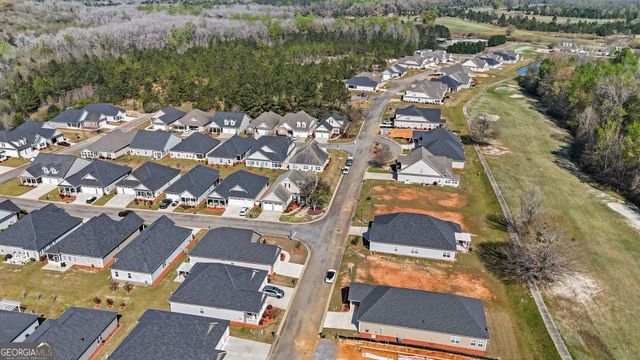 145 Fairway Oaks Drive, Perry, GA 31069