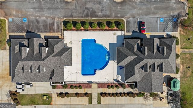 145 Fairway Oaks Drive, Perry, GA 31069