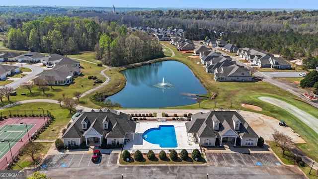 145 Fairway Oaks Drive, Perry, GA 31069